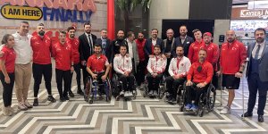Ampute Futbol Milli Takımı ve paralimpik sporcular "Kesişme: İyi ki Varsın Eren" filmini izledi