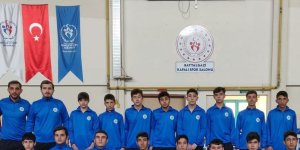 Güreş Şampiyonasında Akçadağ damgası