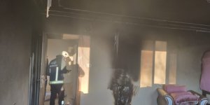 Tuşba'da ev yangını