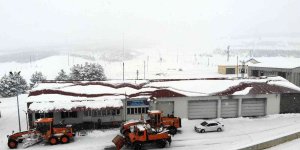 Erzincan'da kar ve tipiden 86 köy, 34 mezra yolu ulaşıma kapandı