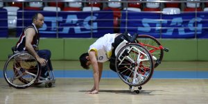 Muş Tekerlekli Sandalye Basketbol Takımı, Gaziantepspor'u yendi
