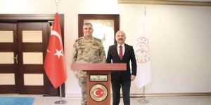 Jandarma Genel Komutan Yardımcısı Orgeneral Ali Çardakcı'dan, Vali Varol'a Ziyaret