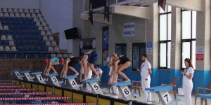 Elazığ'da yüzme yarışları sona erdi