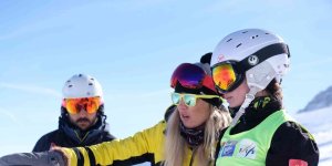 Ergan Dağında Snowboard Alpine 2. Etap Yarışmaları başladı