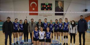 Voleybol 2. Lig: Elazığ Belediyesi: 3 - Mardin Gençlikspor: 0