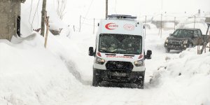 Sağlıkçılara "hayat kurtarma yolu" açan ekipler hastalara umut oluyor