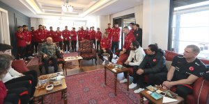 A Milli Takım'dan Ahmet Çalık'ın ailesine ziyaret