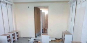 18 kırmızı kartın çıktığı maçta, soyunma odası tanınmaz hale geldi