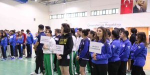 Üniversitelerarası 1.lig Badminton Müsabakaları başladı