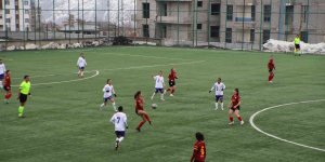 Turkcell Kadın Futbol Süper Ligi: Hakkarigücü: 1 - Galatasaray: 0