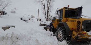 Muş'ta 27 köy yolu ulaşıma kapandı