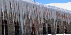 Van, Hakkari, Bitlis ve Muş'ta 185 yerleşim biriminin yolu kardan kapandı