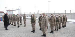 İçişleri Bakanı Soylu, Ağrı'nın Taşlıçay İlçe Jandarma Komutanlığını ziyaret etti