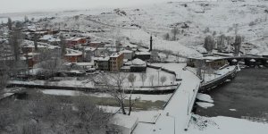 Kars'ta kar ve tipi 147 köy yolunu ulaşıma kapadı