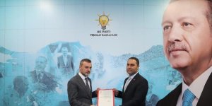 AK Parti İlçe Başkanı Taner Kazak oldu