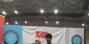 Vanlı atlet Türkiye şampiyonu oldu