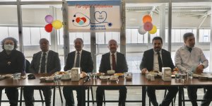 Vali Varol, Tıp Bayramı Dolayısıyla Sağlık Çalışanlarını Ziyaret Etti