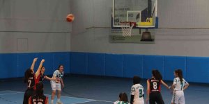 Tatvan'da 'Okullar Arası Basketbol Müsabakası' başladı