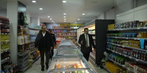 Şemdinli'de marketler denetlendi