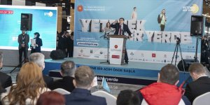 Kamu Başdenetçisi Malkoç, Kariyer Fuarı'nda üniversite öğrencileriyle buluştu: