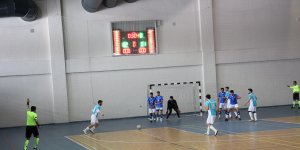 AİÇÜ'nün ev sahipliğinde ÜNİLİG salon futbolu müsabakaları başladı