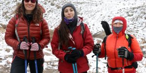 Kadın dağcılar Dünya Kadınlar Günü'nü Türkiye'nin zirvesinde kutlamayı hedefliyor