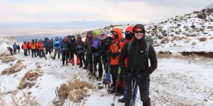 27 dağcının hedefi, Ağrı Dağı'nın zirvesi