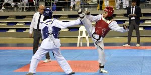 Malatya'da Gençler Tekvando Grup Müsabakaları başladı