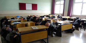 Muş'ta "Deprem Anı ve Tahliye Tatbikatı" düzenlendi