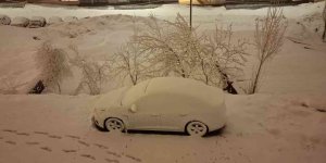 Bitlis'te okullara kar engeli