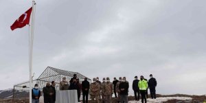 Şehit Erseçen mezarı başında anıldı