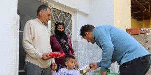 Sivrice ilçesinin bayram şekeri, kolonya ve tıraşı kaymakamlıktan