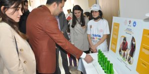 Bulanık'ta "TÜBİTAK 4006 Bilim Fuarı" açıldı