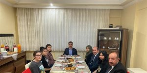 Vali Baruş sahipsiz çocuklara sahip çıktı