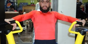 Sporla hayata tutunan doğuştan engelli Sezer, örnek olmak istiyor