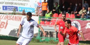 Ömer Faruk gollerine devam ediyor