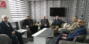 Ak Parti İlçe Başkanı Kazak, Eleşkirt İlçe Gençlik Spor Müdürlüğünü ziyaret etti.