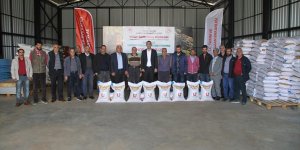 Bingöl'de çiftçilere yüzde 50 hibeyle nohut tohumu dağıtıldı