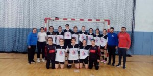 Malatya Necatibey Ortaokulu Hentbol takımında 1.Lig sevinci