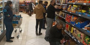 Özalp'ta market, fırın ve tatlıcılar denetlendi