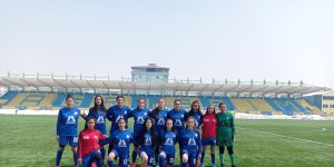 Ağrı'nın altın kızları emin adımlarla 2. Lige ilerliyor