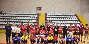 Elazığ Gençlikspor hem kadınlarda hem erkeklerde Play-Off yolcusu