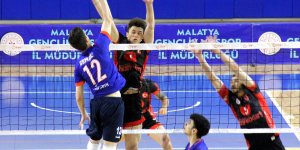 Genç Erkekler Türkiye Voleybol Şampiyonası Malatya'da sürüyor