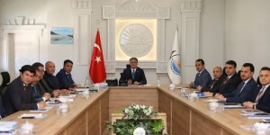 Vali Balcı, büyükşehir belediyesinin yatırımlarıyla ilgili toplantı yaptı