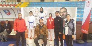 Tekmeler analig finalleri için kalktı