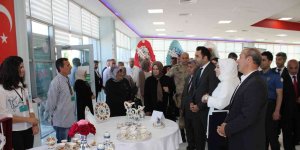 ''El Emeği Göz Nuru'' ürünler görücüye çıktı