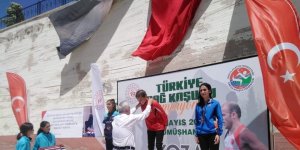 Karslı atlet Topuz Türkiye şampiyonu oldu