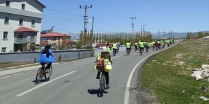 Ağrı'da 10. Yeşilay Bisiklet Turu yapıldı