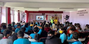 'Güvenli Okul Güvenli Gelecek Projesinde' bilgilendirme faaliyetleri devam ediyor