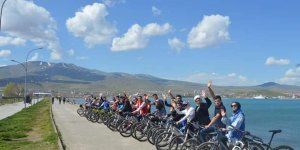 Tatvan'da 'Bisiklet Turu' düzenlendi